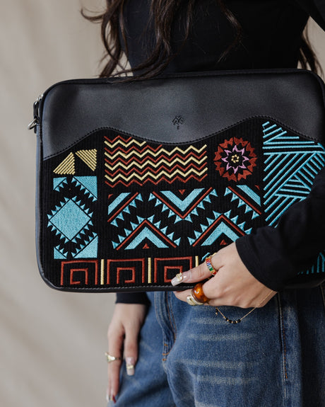Geometric Laptop Sleeve Black - PALMA