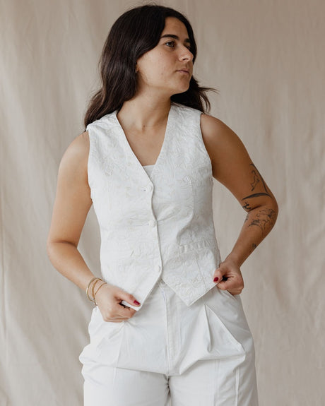 Pomegranate Embroidered Off-White Vest - PALMA