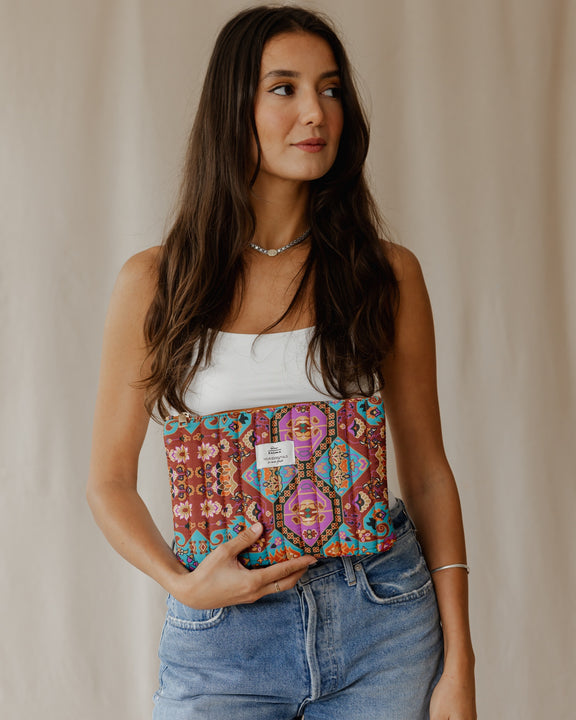 Foetida Quilted Pouch
