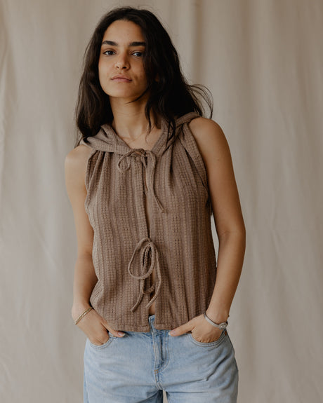 Woven Hooded Camel Vest - PALMA