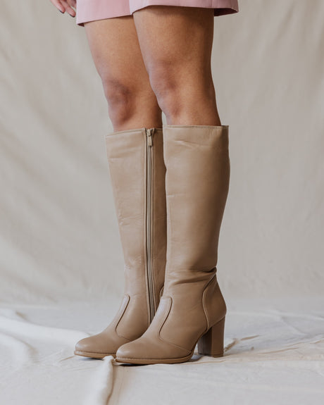Knee High Leather Boots Cafe - PALMA