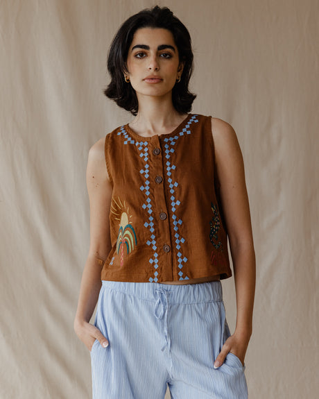 Sunflare Gecko Embroidered Vest Camel - PALMA