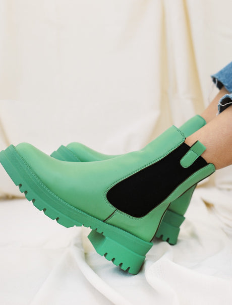 The Ankle Boots In Caribbean Green - PALMA